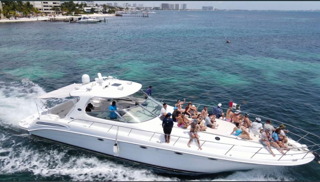 El Yate Tritón